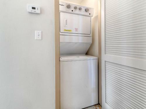 Sandpiper Beachfront Condos By Bender Vacation Rentals
