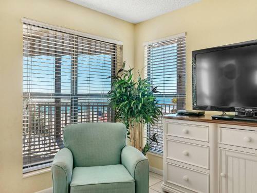 Sandpiper Beachfront Condos By Bender Vacation Rentals
