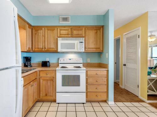 Sandpiper Beachfront Condos By Bender Vacation Rentals