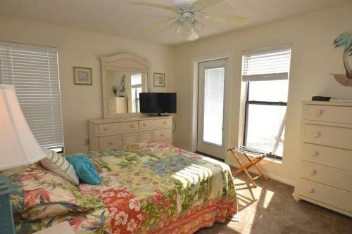 Sandpiper Beachfront Condos By Bender Vacation Rentals