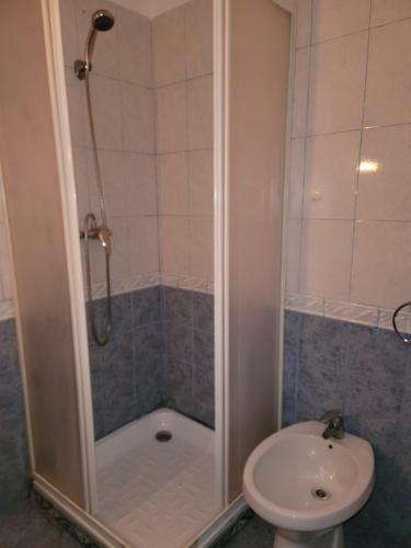 Apartament 37 In Bus Station