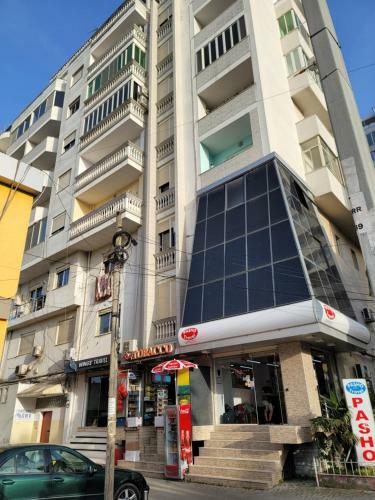 Apartament 37 In Bus Station
