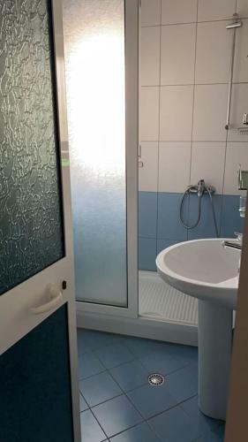 Edoni?s Apartments