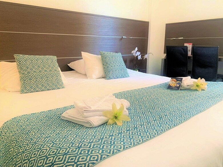 Hotel Gil De France