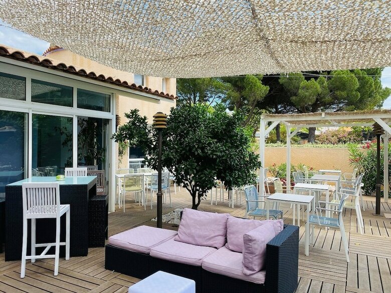 Hotel Gil De France