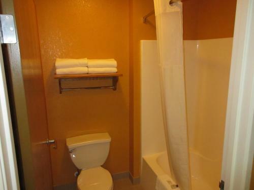 Hotel Parkfield Inn - Warsaw