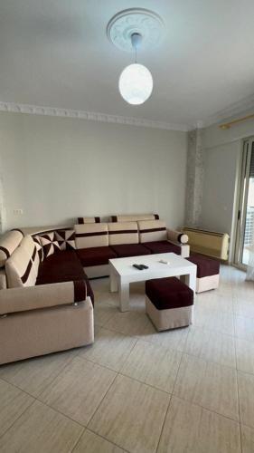 Tow Bedroom Apartment 250m From The Sea.