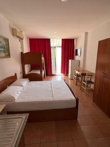 Beach Aparthotel