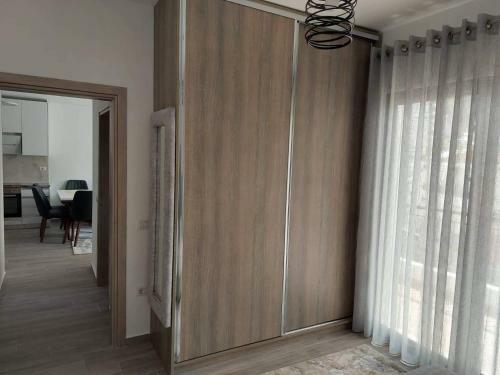Reni Apartment