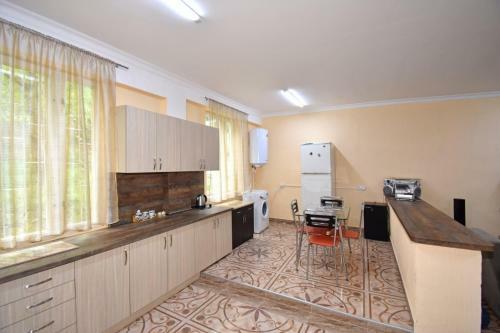 Bzhni Guest House
