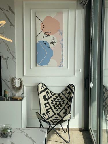 Turquoise Aarohi Apartment