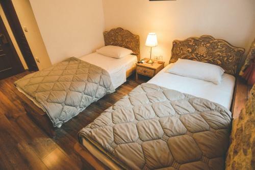 Hostal 4 Rooms Since 1950