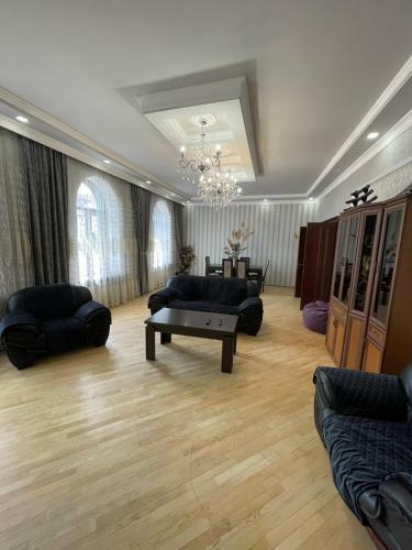 Villa Dzoraxbyur House