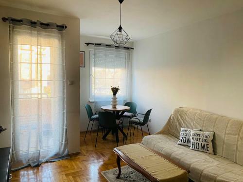 Eight Apartment