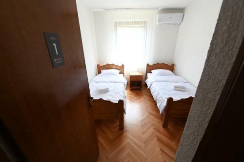 Hostel Sobe Drvorez