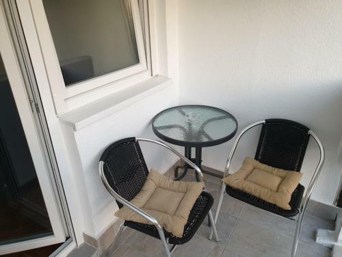 Elena Apartman