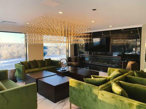 Hotel Mount Alverno Luxury Resorts