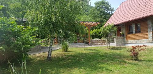 Green Garden Lohovo
