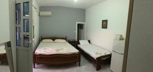 Hostal Dina House