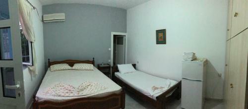Hostal Dina House