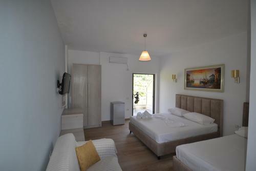 Hotel Bujtina Eleni