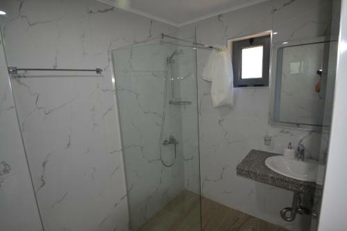 Hotel Bujtina Eleni