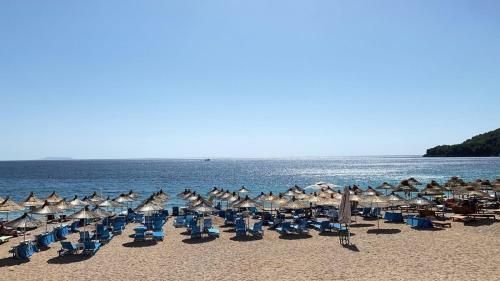 Hostal Mediterranean Apartments