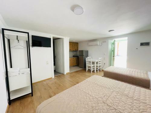 Apartamento Mpolanos Guesthouse