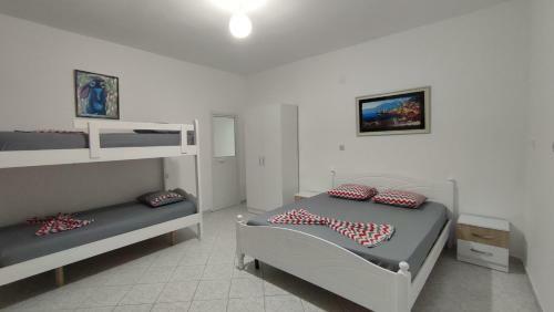 Hostal Summer Rooms