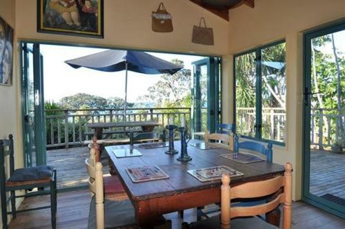 The Blue Penguin - Kuaotunu Holiday Home