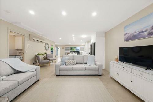 Pet Friendly Terrace Home Steps From The River