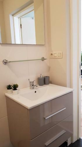 Apartamento Bnb Antwerpen - Chique