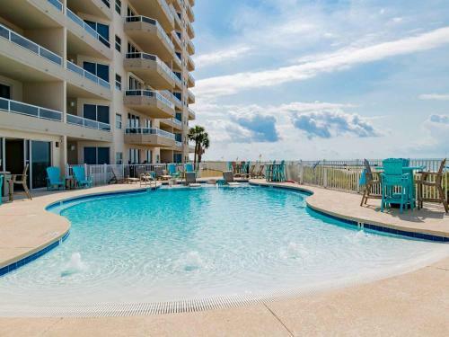Apartamento The Enclave #1006