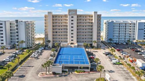 Apartamento The Enclave #1006
