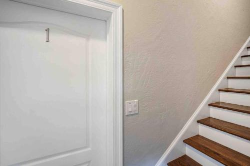 Bear Pt Pet Friendly Retreat