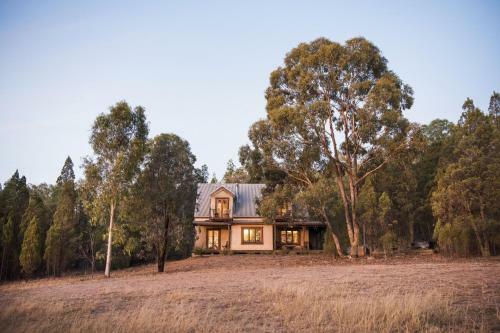 Sweeping Views Of Mudgee From "maggies Cottage"
