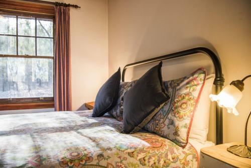 Peace And Privacy At "calving Gully Cottage"