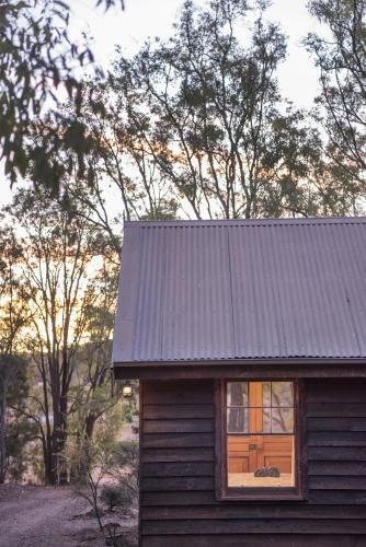 Peace And Privacy At "calving Gully Cottage"
