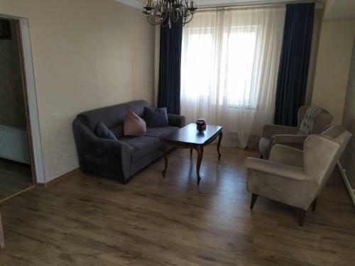 Galstyan's Home 3 Rooms