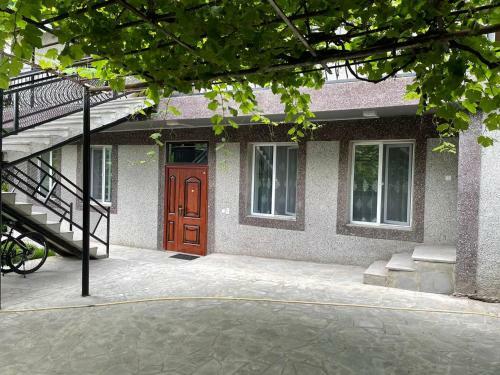 Hostal Donna's Guesthouse