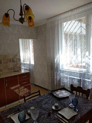 B&B Mansard