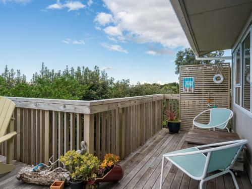 Dunes On Devon - Mangawhai Holiday Home
