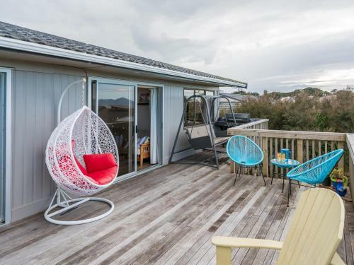Dunes On Devon - Mangawhai Holiday Home