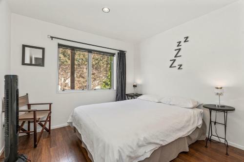 Seabreeze Bach - Mangawhai Heads Holiday Home