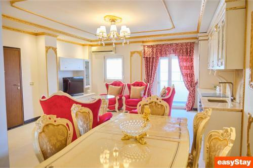 Luxury 3 Bedroom Apartment By Easystay