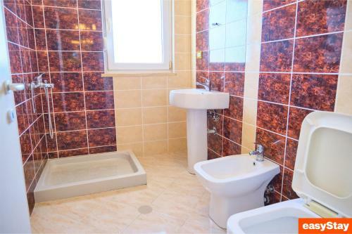 Luxury 3 Bedroom Apartment By Easystay