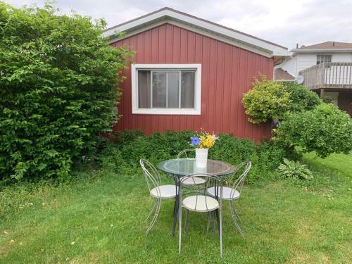Adorable One Bedroom Apartment In Chatham