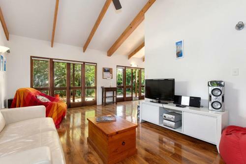 Matapouri Hideaway - Matapouri Holiday Home