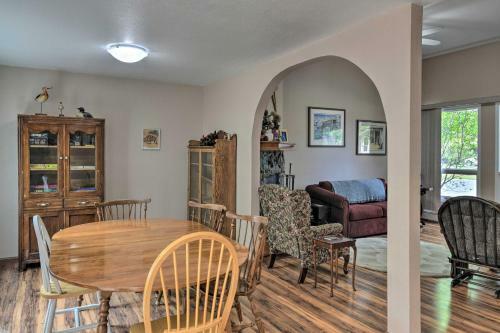 Pet Friendly Anchorage Retreat With Deck And Yard