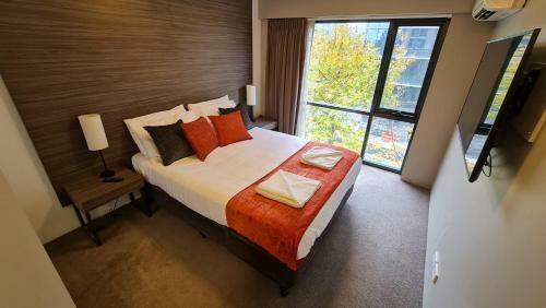 2br 2bath L4 Executive Apartment, In City Centre